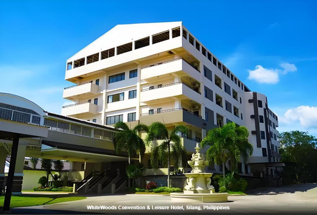 Whitewoods Convention And Leisure Hotel Silang Luaran gambar